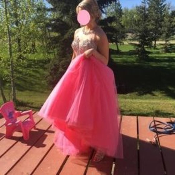 Grad Dress - Picture 3 of 4